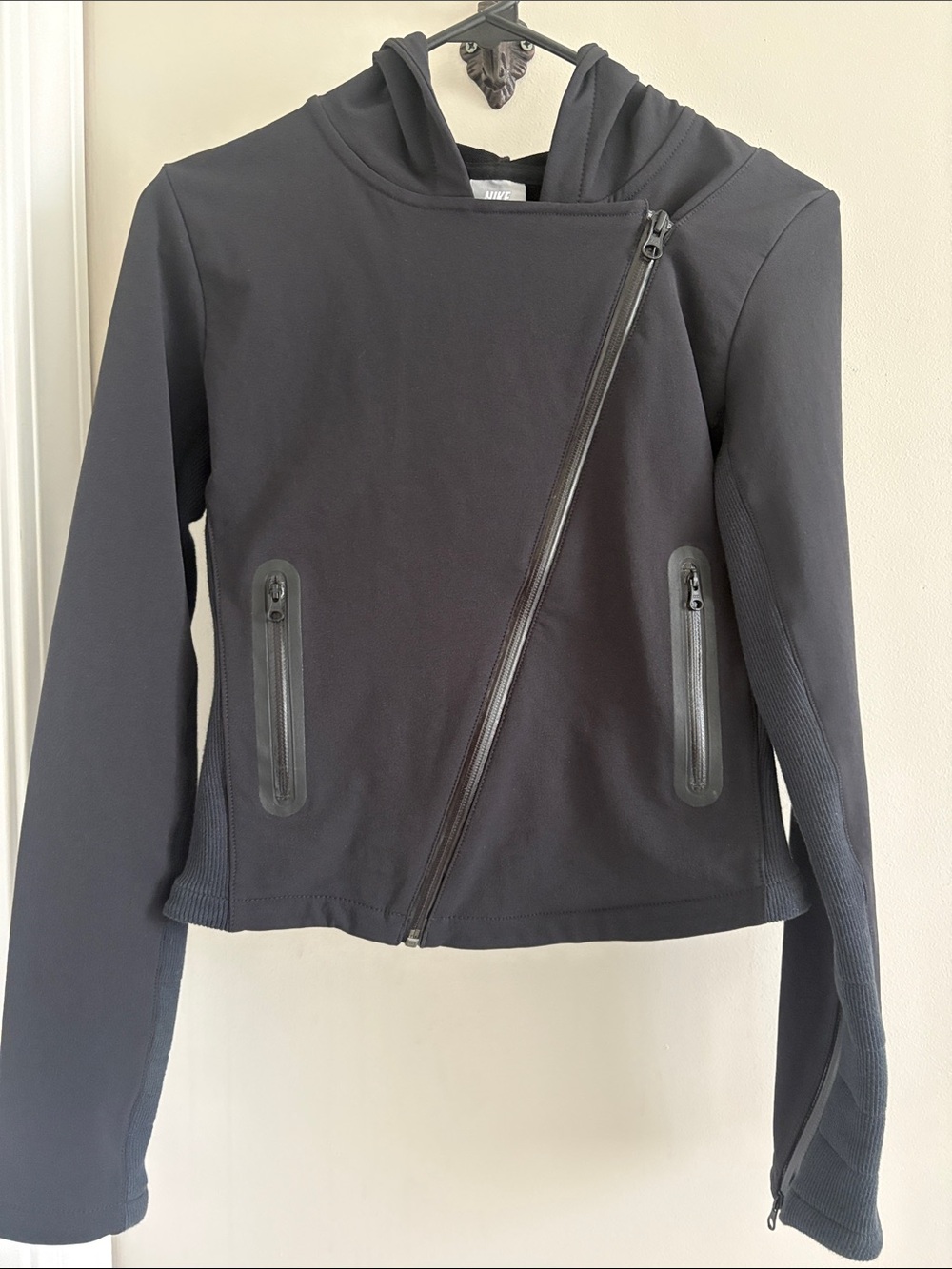 Nike Destroyer Jacket (Style: 484143-010) Black Size XS New with Tags